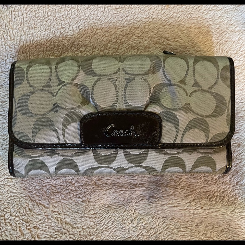 COACH wallet